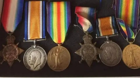 Geoff Harriman Military medals