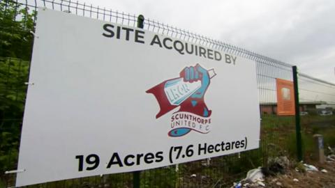 Scunthorpe United sign on aquired land