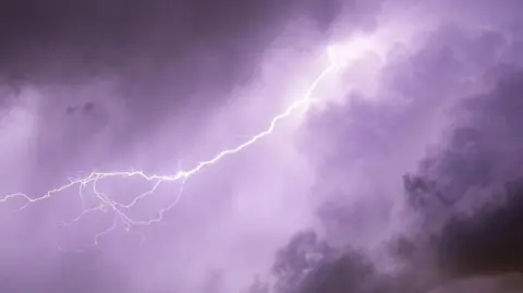 Weather Watcher/StormChaserLiam Lightning seen in the skies above Loose, Kent
