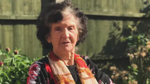 Family photo Elsie Ward