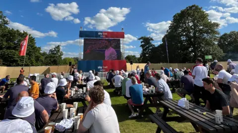 Jonathan Ware Photo of England fans