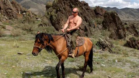 Reuters Putin on horseback, topless, in Siberia in 2009