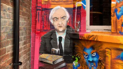 Inspector Morse mural piece