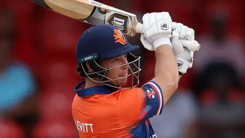 Netherlands' batter Michael Levitt