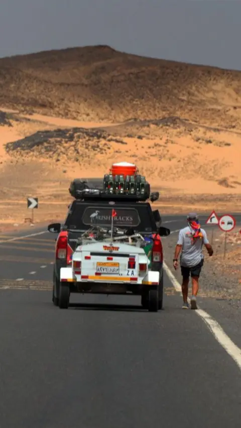 Keith Boyd running through Africa for his Cape to Cairo challenge