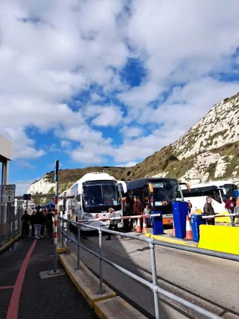 Ysgol Gymraeg Gwynllyw Buses at Dover