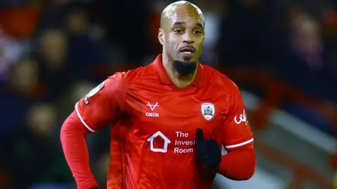 David McGoldrick in action for Barnsley in a League One match