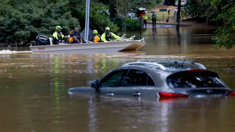 EPA Peachtree Creek inundado em Atlanta, Geórgia