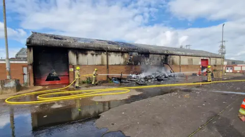 Nottinghamshire Fire and Rescue Service Fire in Clipstone