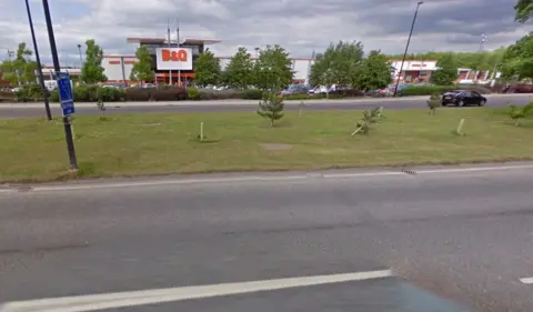 Google Hull Road at B&Q store