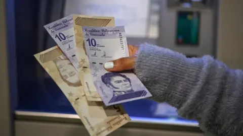 AFP Venezuela bolívar banknotes