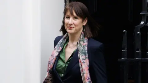 Getty Images Chancellor Rachel Reeves leaves Downing Street after the weekly cabinet meeting on January 21, 2025 in London, England