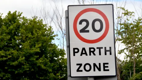 20mph sign