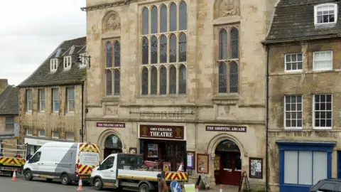 Alan Murray-Rust / Geograph Corn Exchange Theatre, Stamford