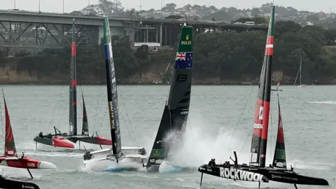 New Zealand boat crashes into France in the second round of the SailGP season 