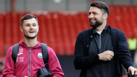 Liam Cullen (left) and Russell Martin at Swansea City in 2022