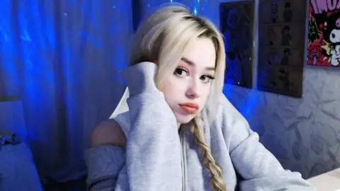 22-year-old Maria suffered serious side effects after trying the unlicensed weight loss drug promoted on TikTok