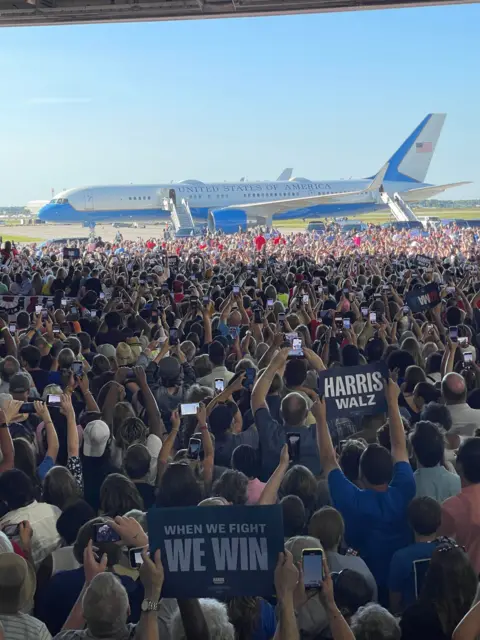 Harris Campaign Crowd gathered at Detroit Metropolitan airport