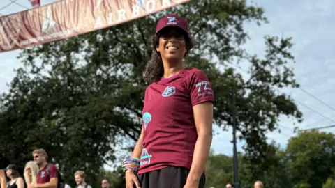 A portrait photograph of Amanda Juanita Diemel on the ‘Wandeltocht’ 