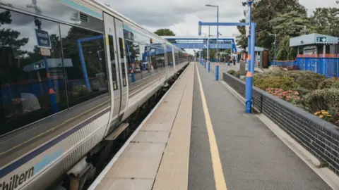 A Chiltern Railway train at the platform at Bicester North Station.