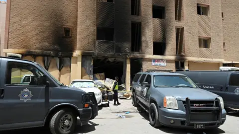 Scene of the fire in Mangaf, Kuwait (12 June 2024)