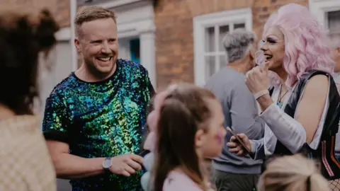 Mikaela Jade Photography Rowan Hunter