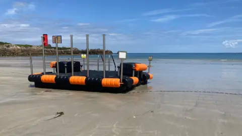 BBC Pontoon