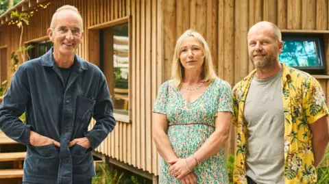 Channel 4 Kevin McCloud, Abigail and Marcus Beck