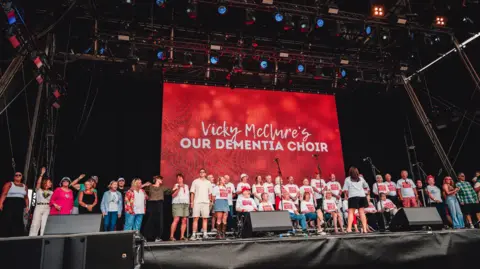 Louisa Mae Photography The Dementia Choir performs