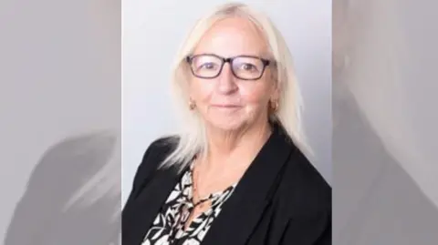 Kirklees Council Photograph of Councillor Cathy Scott