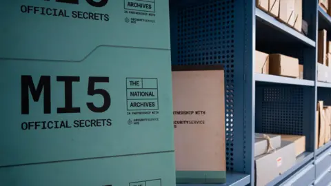 An image of a green MI5 Official secrets sign.