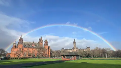 Laura McKechnie Double rainbow in Glasgow