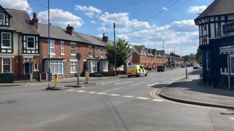 Police van parked on Mansfield Road