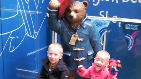 Chris and Jenny Rosie with her brother in London