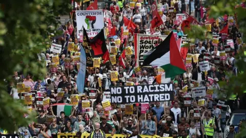 EPA Anti-ractist counter-protesters in London