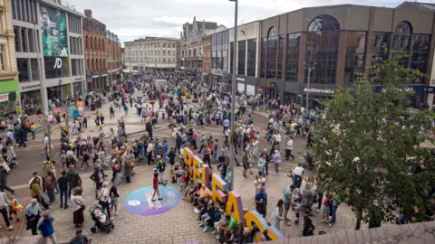 Belfast City Council Large crowds in Belfast city centre
