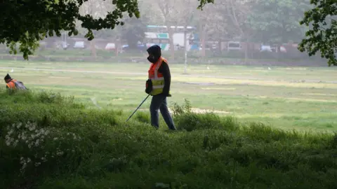 Sussex Police Police conducting knife sweep in Brighton