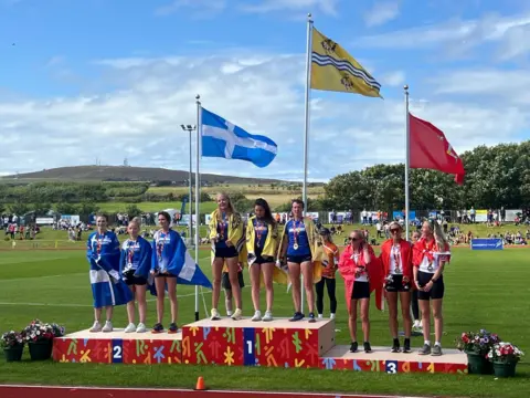 Half marathon team women, western isles won, shetland second, isle of man third