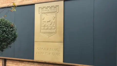 Cleah Hetherington/BBC 'Once a blue, always a blue' sign