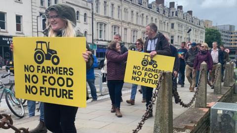 Farm protest in Cardiff