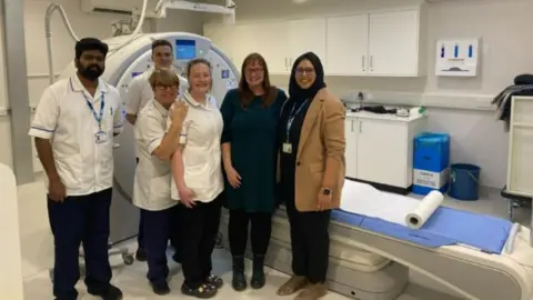 Patient Sarah Williamson (second from right) with members of the CT team at Lincoln CDC