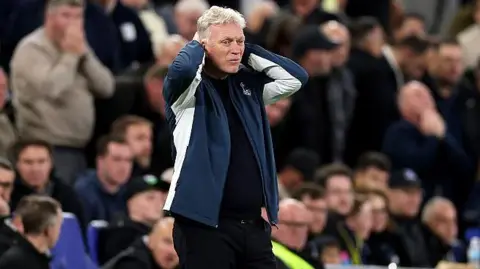 Everton boss David Moyes reacts during the Premier League match against Manchester City at Hill Dickinson Stadium