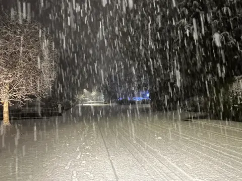 BBC Weather Watchers Snow falls in Buxton, Derbyshire