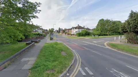 Google Street view of Raeburn Avenue, Tolworth 