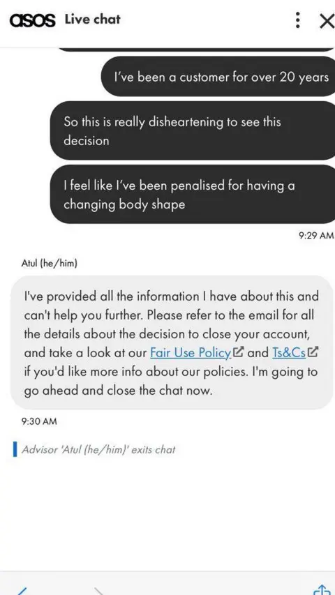 A screenshot of messages in the live chat function of the Asos website.