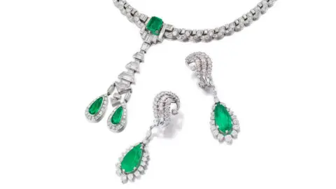 PA Dame Shirley Bassey's emerald and diamond necklace by Van Cleef & Arpels, estimated to sell for between 60,000 and 70,000 EUR at Sotheby's, Paris, on October 10.