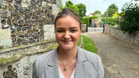  Ben Parker/BBC Jenny Riddell-Carpenter