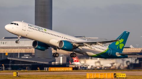 Aer Lingus Cuts Flights as Maintenance Takes Its Toll