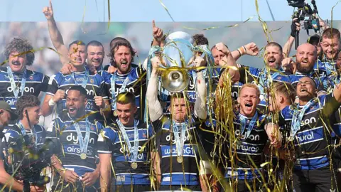 Bath lift the Premiership trophy in 2025 