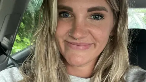 Ashley Raymount Ashley Raymount